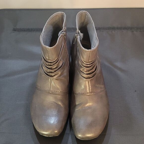 EARTH ORIGIN SIDE ZIPPER CLOSURE WOMEN'S ANKLE BOOTIES - Picture 2 of 15